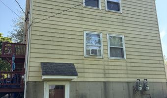 687-689 W Main St, Branford, CT 06405
