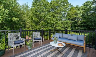 20 Babbidge Rd, Falmouth, ME 04105