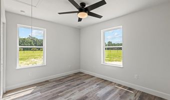 1931 32nd Pl, Bell, FL 32619