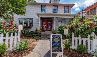 110 E SPRING St, Alexandria, VA 22301