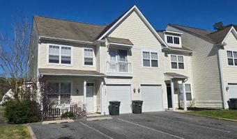 303 SCHOONER Ln 102, Berlin, MD 21811
