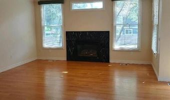481 Village Oak Ct, Ann Arbor, MI 48103