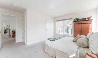 2326 CAMPUS Way N, Bowie, MD 20721