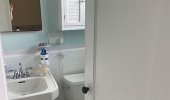 3526 VALLEY Dr, Alexandria, VA 22302