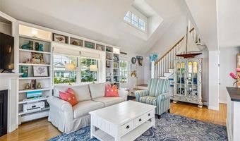 74 Acre Ave, Barrington, RI 02806