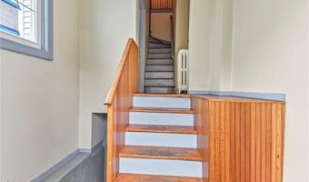 5 Record St 2B, Newport, RI 02840