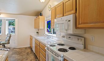 488 SW Forest Grove Dr, Bend, OR 97702