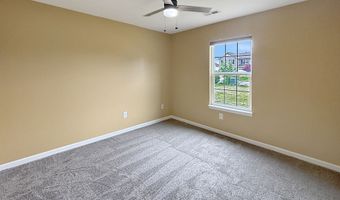 930 Penstock Ct, Avon, IN 46123