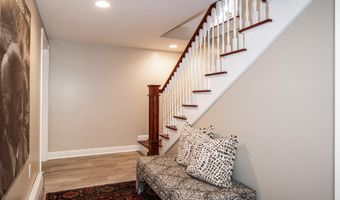 20 Babbidge Rd, Falmouth, ME 04105