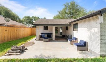 1413 Alta Vista St, Alice, TX 78332