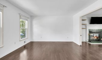 36 E Lincoln Ave, Atlantic Highlands, NJ 07716