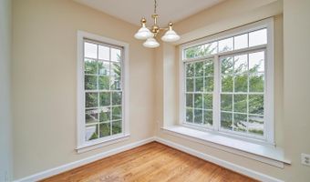 504 N THOMAS St #A, Arlington, VA 22203