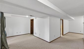 1003 Pocono Trl, Ballwin, MO 63021