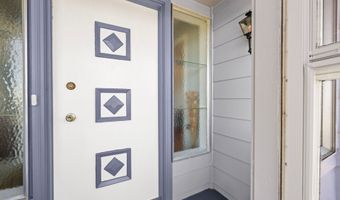 374 W LEXINGTON Ave, Astoria, OR 97103