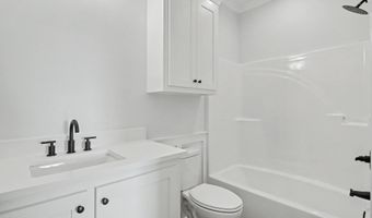 5011 Tennessee St, Bay St. Louis, MS 39520