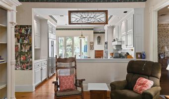 1233 GOLDEN Ln, Orlando, FL 32804