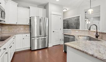 5 Nandina Ct, Bluffton, SC 29910