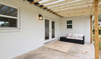 490 MAKO Dr, Atlantic Beach, FL 32233