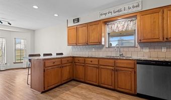 6409 Trail Dr, Bartlesville, OK 74006