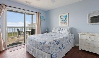 6 Kingfish St, Alligator Point, FL 32346