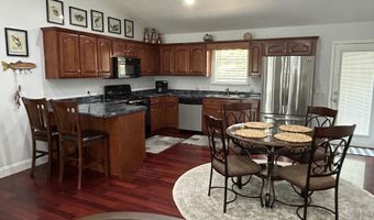 135 Central Ave, Benton, TN 37307