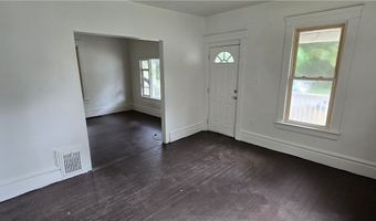 700 Carpenter St, Akron, OH 44310