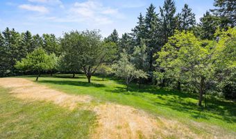 N3224 FEATHER RIDGE Drive, Appleton, WI 54913