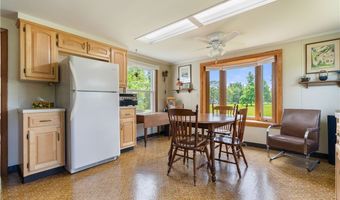 8463 Schubert Ave NE, Alliance, OH 44601