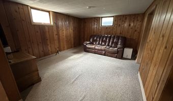 1526 S Dakota St, Aberdeen, SD 57401