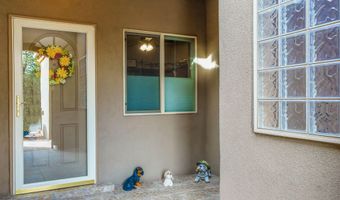 5423 HUMMINGBIRD Ln NW, Albuquerque, NM 87120