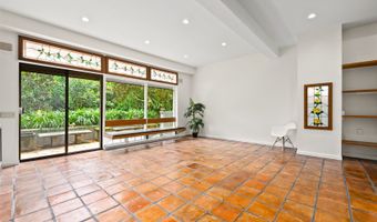 156 Forest Ridge Way, Honolulu, HI 96822