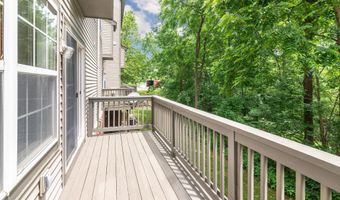 3046 Barclay Way, Ann Arbor, MI 48105