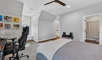 4301 S 86th St, Bentonville, AR 72713