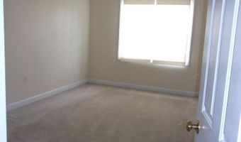 1095 Magnolia Dr, Aberdeen, NC 28315