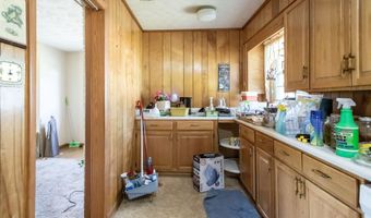 542 Ga Highway 64, Alma, GA 31510