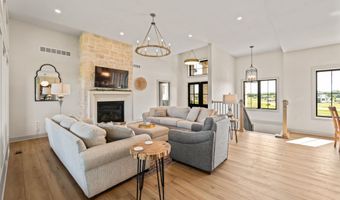 642 Xavier Pl, Ames, IA 50014