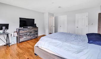 75 Brookside Pl, Cheshire, CT 06410