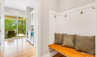 128 Saddle Ridge Dr, Alexander, NC 28701