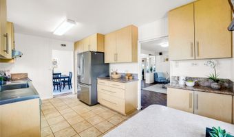 5701 Haleola St, Honolulu, HI 96821