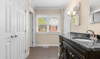 1319 Glamorgan St, Alliance, OH 44601