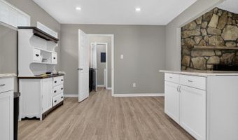 5829 LECROY Ave, Anniston, AL 36206