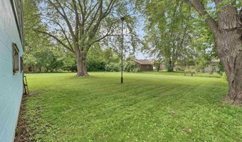 1203 W NORTHLAND Ave, Appleton, WI 54914