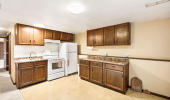 5222 Piccadilly Dr, Madison, WI 53714