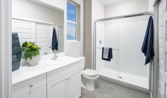 827 Lake Park Cir, Galt, CA 95632