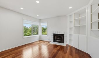 2243 Sun Valley Dr, Ann Arbor, MI 48108
