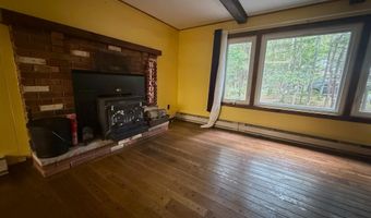 32 Basswood Ct, Albrightsville, PA 18210