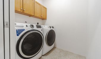 48 Hoku Puhipaka St, Kahului, HI 96732