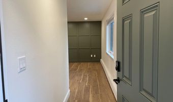 1622 TURNER St Unit B, Fairbanks, AK 99701