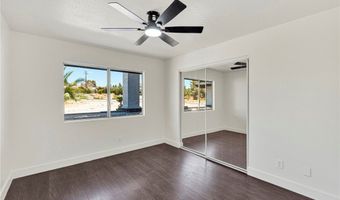 14204 Tehachapi Rd, Apple Valley, CA 92307