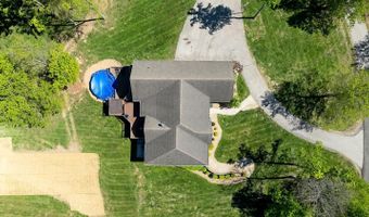 5120 Country Hills Dr, Aurora, IN 47001